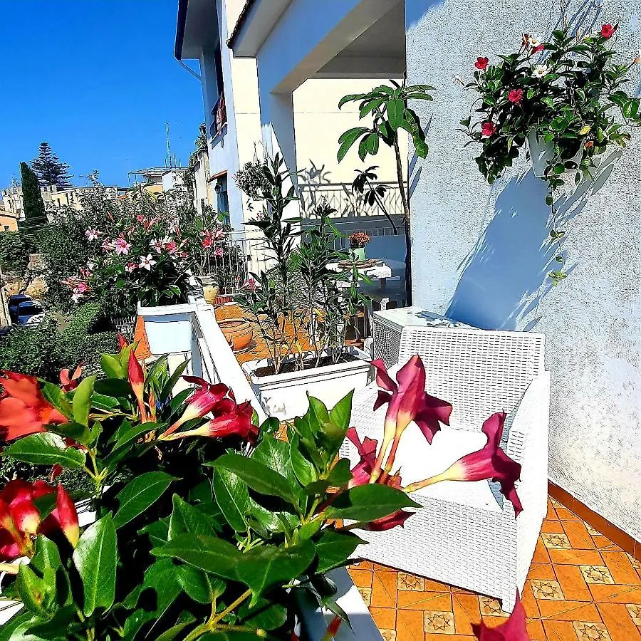 Gasthof Hotel La Casa Di Andreina Mondello Italien
